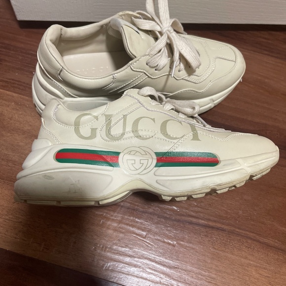 Gucci sneakers - Picture 2 of 5